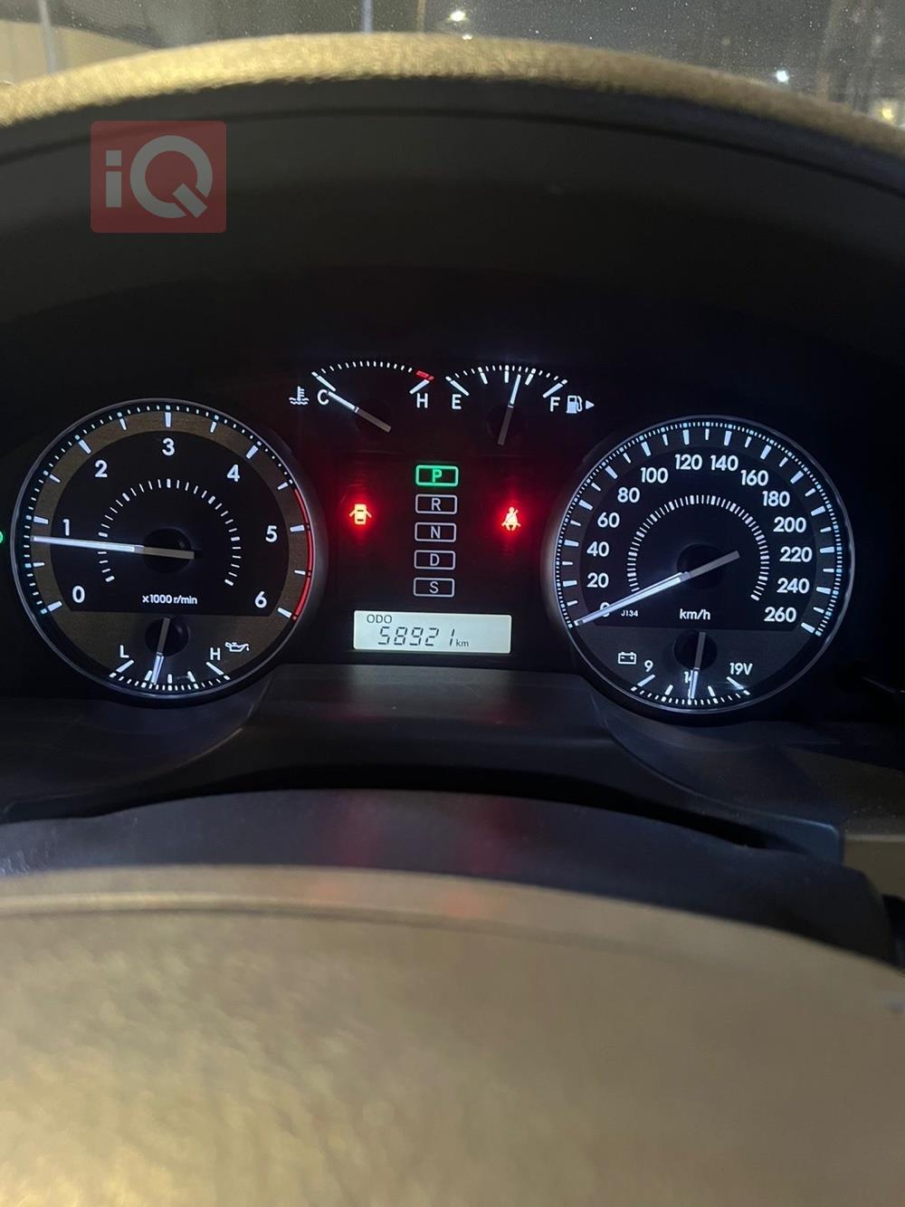 تۆیۆتا لاند کروزەر